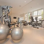 Ellington Hotel 4*