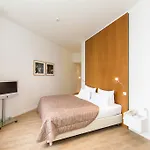 Hotel Ellington