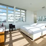 Hotel Ellington 4*