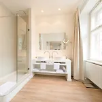 Hotel Ellington 4*
