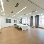 Ellington Hotel 4*